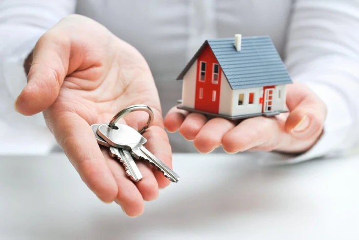 تفاوت مشاور املاک حرفهای با یک آگهیدهنده چیست؟