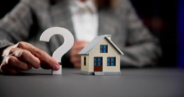 چطور یک مشاور املاک قابلاعتماد در صفادشت انتخاب کنیم؟